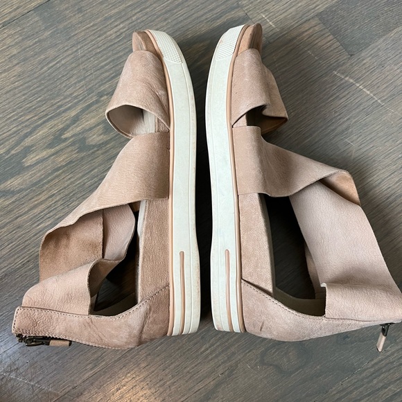 Eileen Fisher Sandals 9.5 Earth - Picture 7 of 11